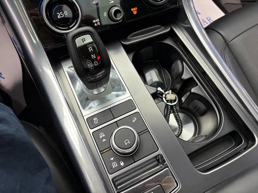 Land Rover Sport — миниатюра 13