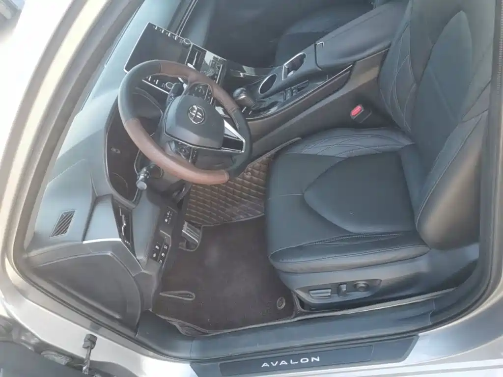 Toyota Avalon — миниатюра 15