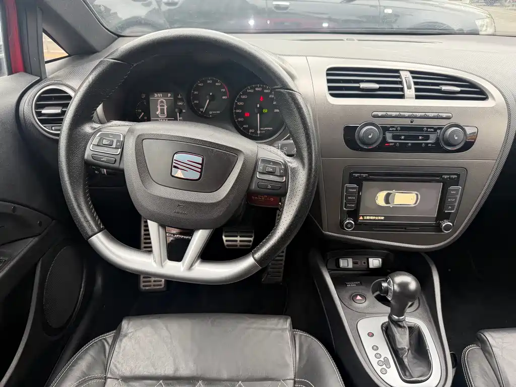 SEAT Leon — миниатюра 8