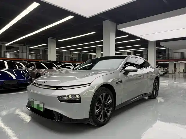 2022 Xpeng P7