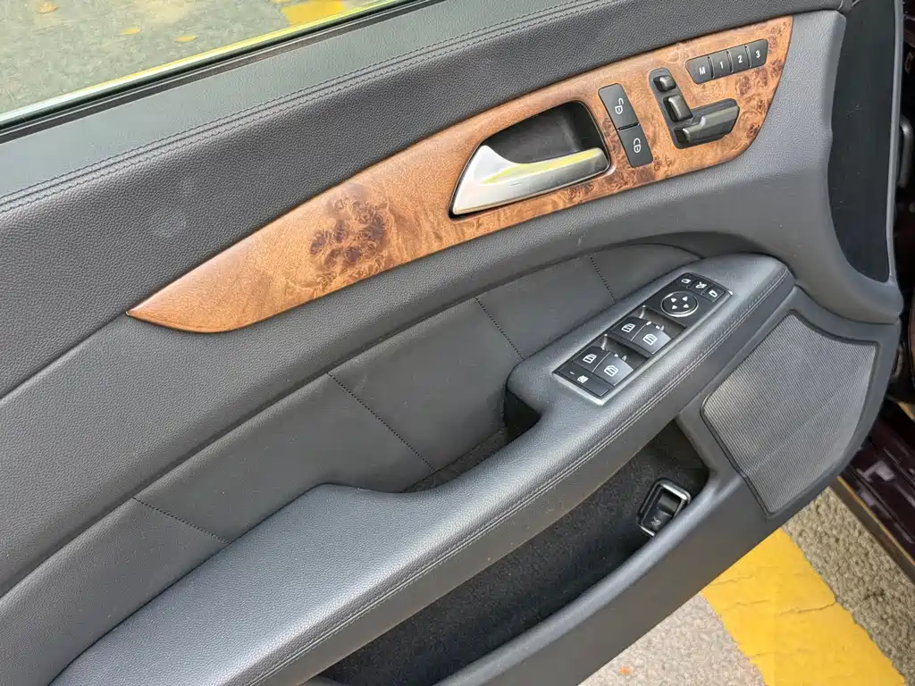 Mercedes-Benz CLS — миниатюра 18