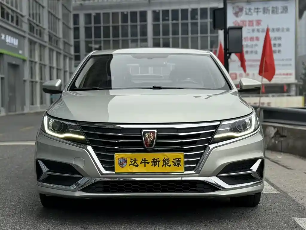 ROEWE  I6 NEW ENERGY
