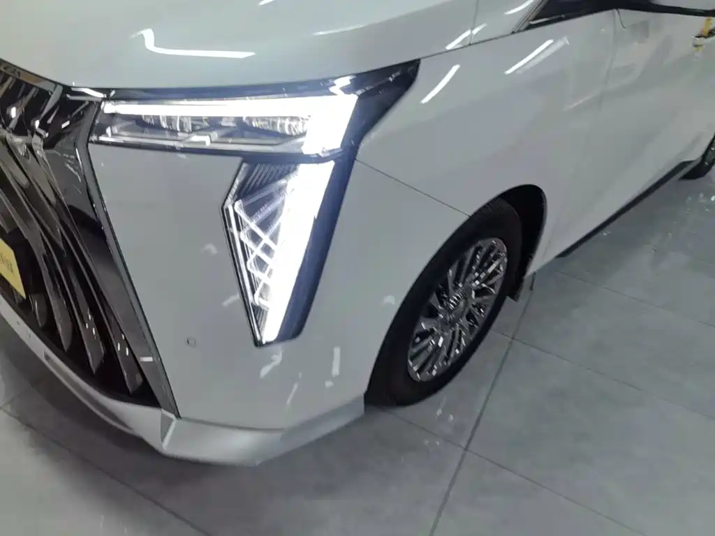 GAC Motor Trumpchi M8 — миниатюра 24