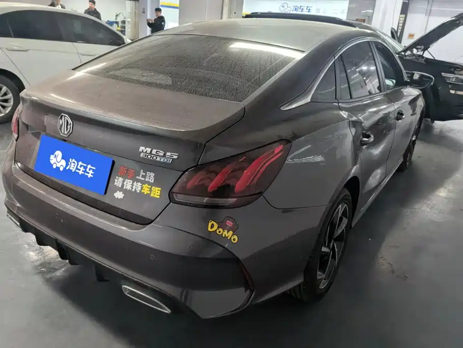 MG MG5 — миниатюра 3