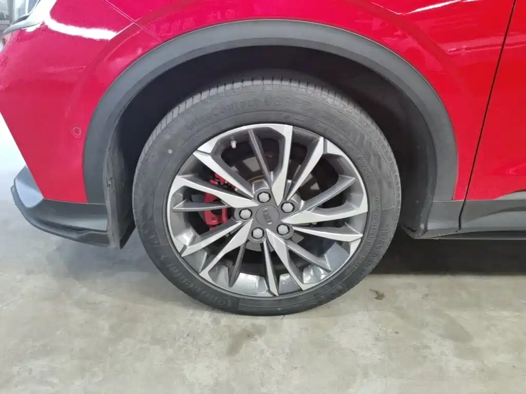 Geely Binyue — миниатюра 23