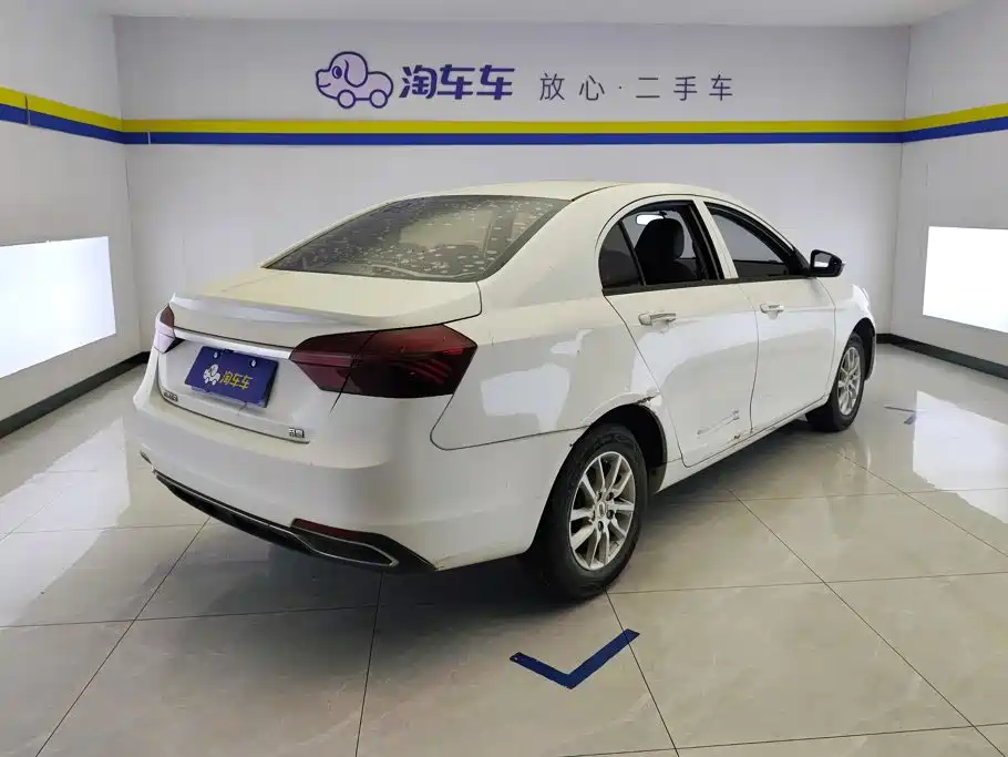 Geely Emgrand — миниатюра 3