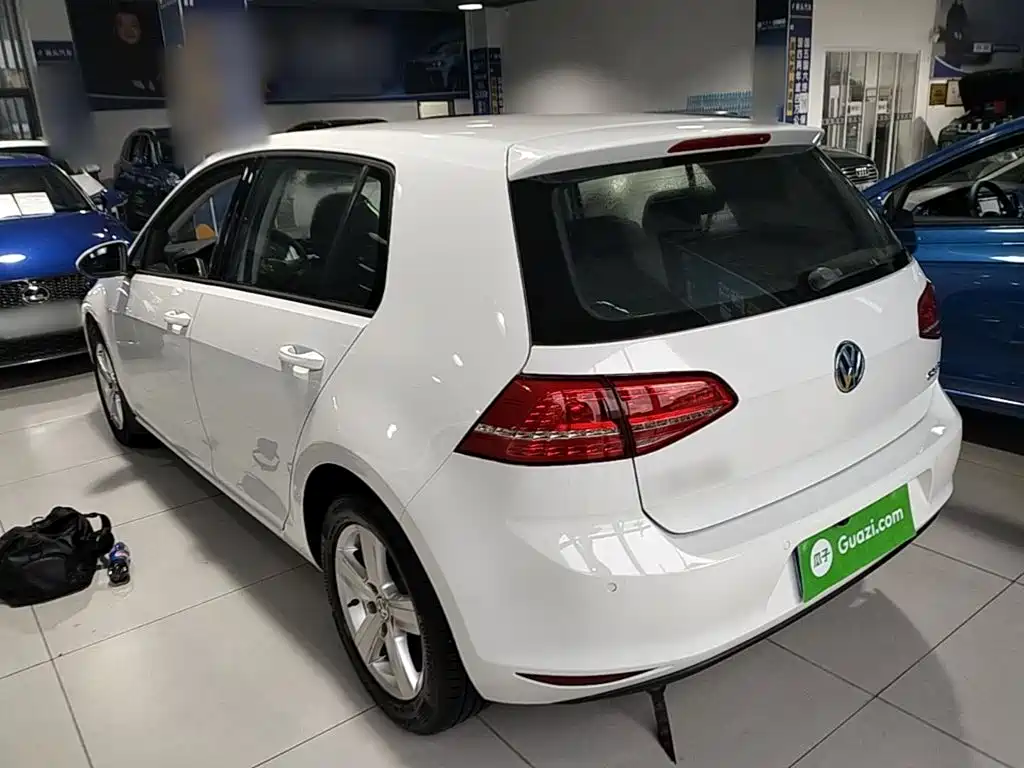 Volkswagen Golf — миниатюра 5