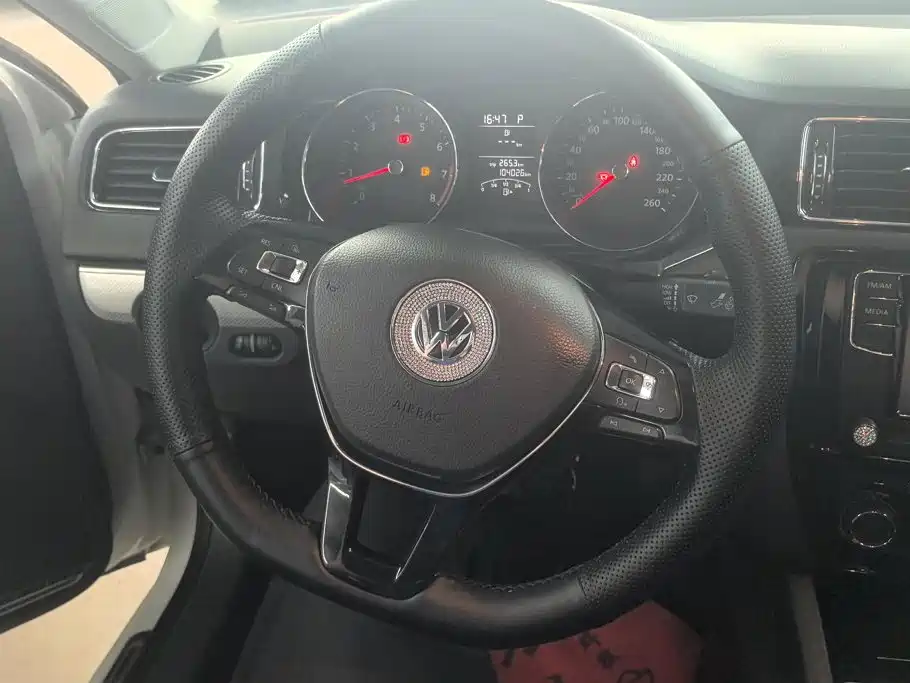 Volkswagen Sagitar — миниатюра 15