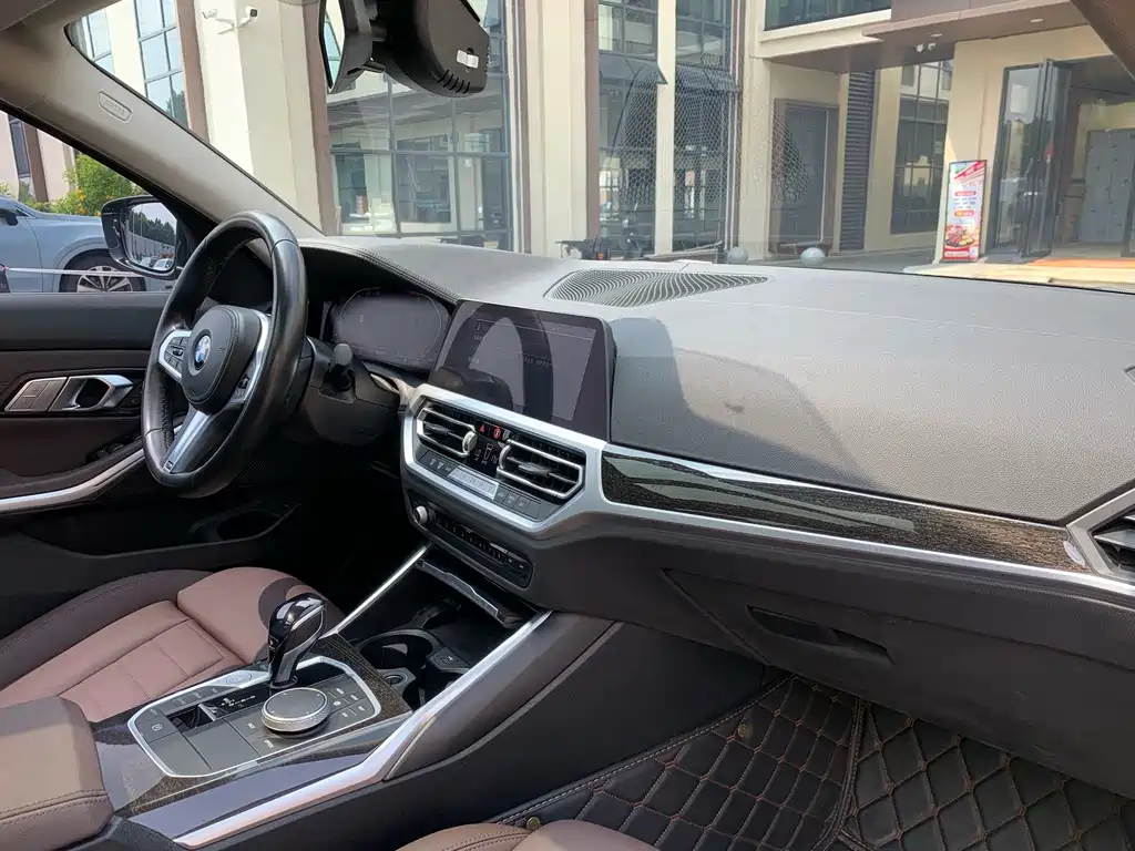 BMW 3 Series — миниатюра 31