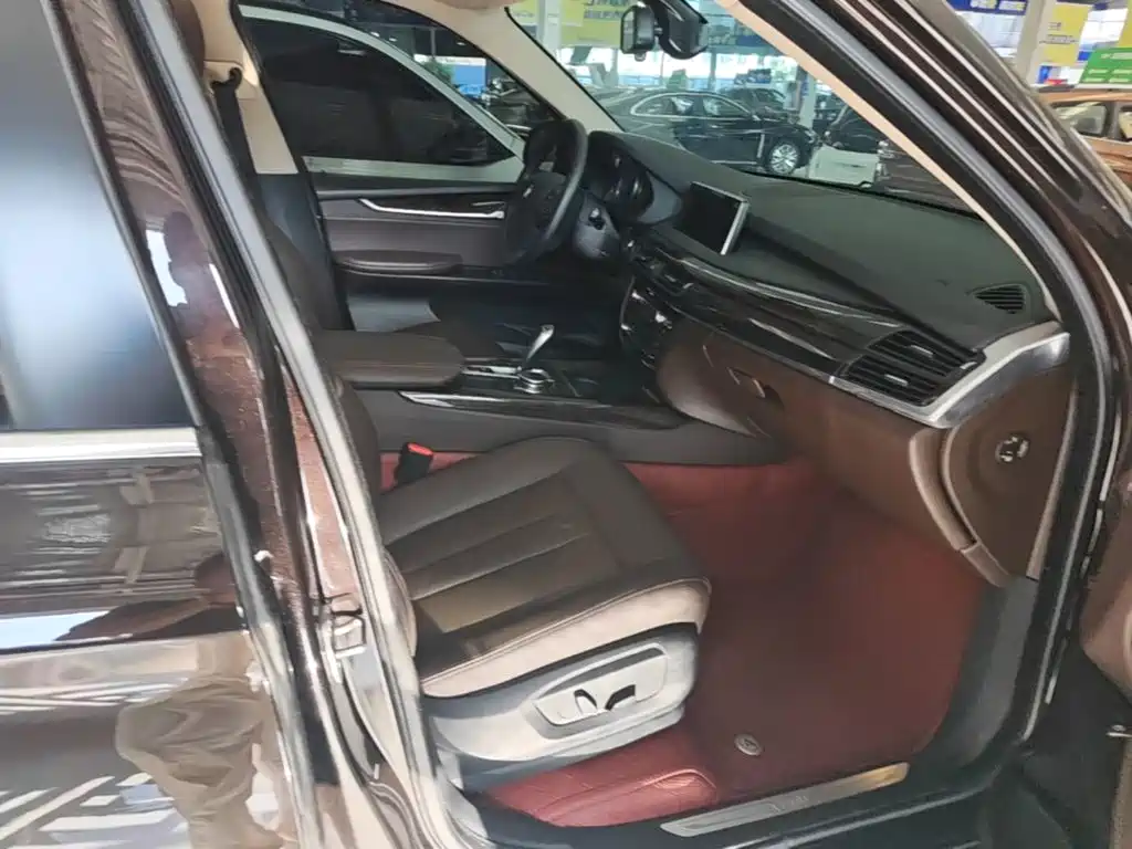 BMW X5 (Import) — миниатюра 25
