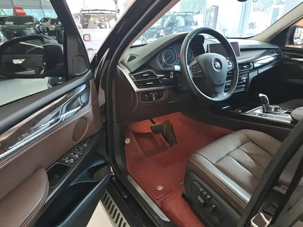 BMW X5 (Import) — миниатюра 15