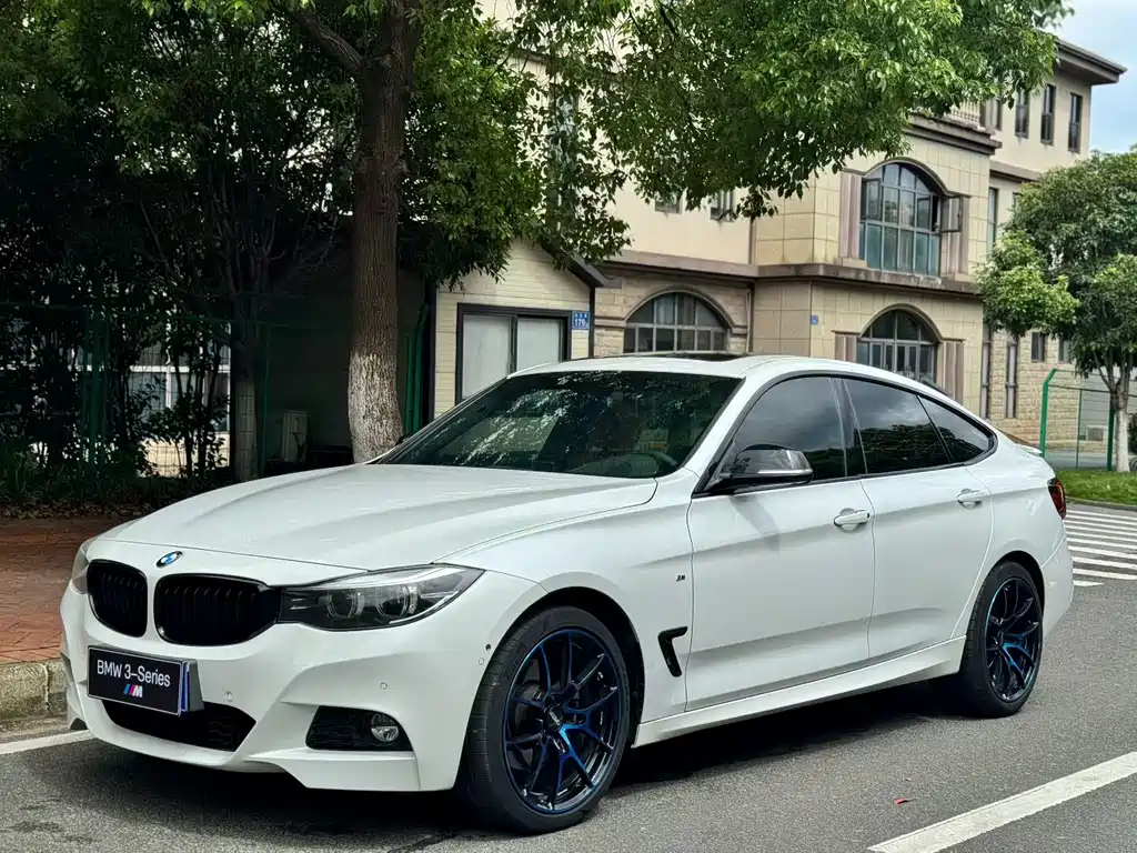 BMW 3 Series GT 2019