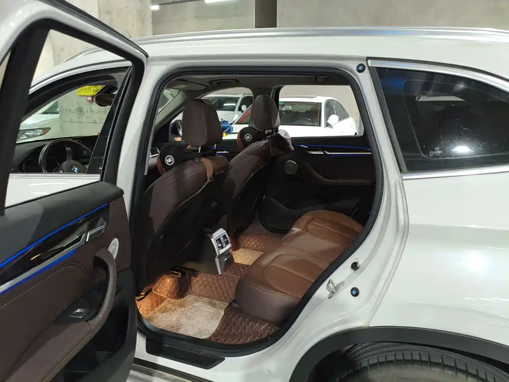 BMW X1 2021 xDrive25Li Premium