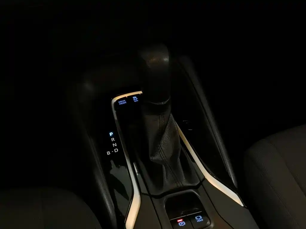 Toyota Corolla — миниатюра 13