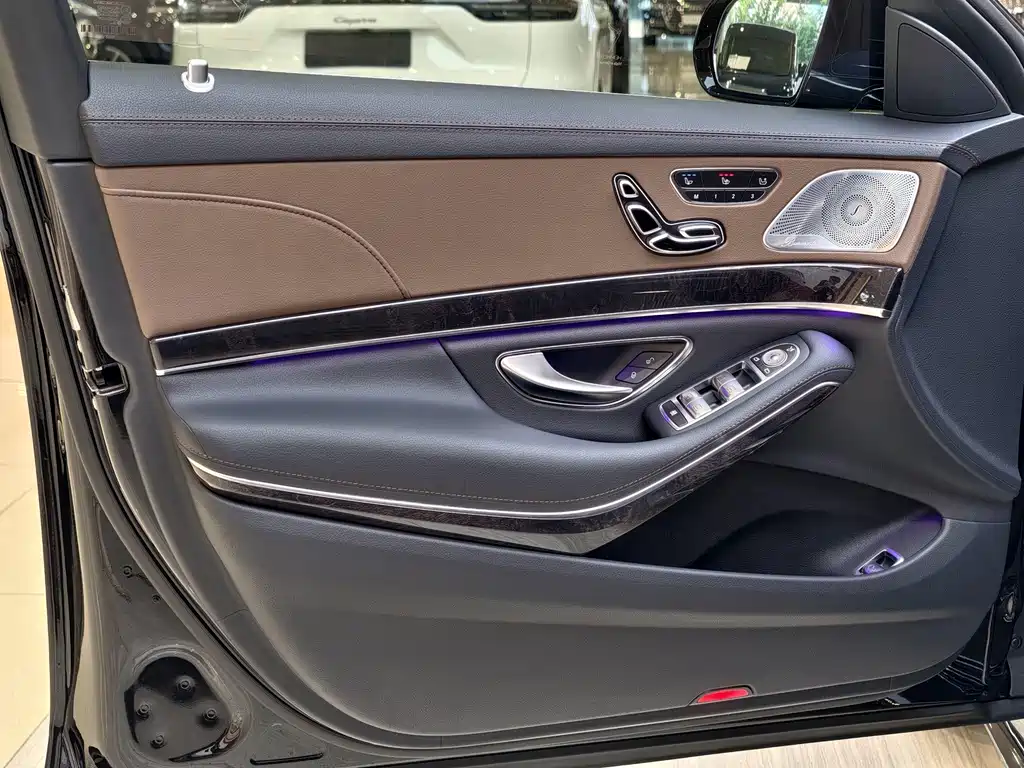 Mercedes-Benz S-Class — миниатюра 4
