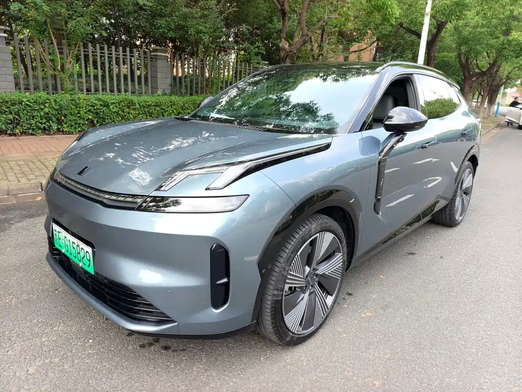Lynk & Co 08 EM-P — миниатюра 2