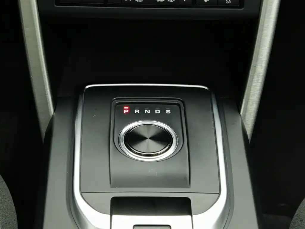 Land Rover Discovery Sport — миниатюра 13