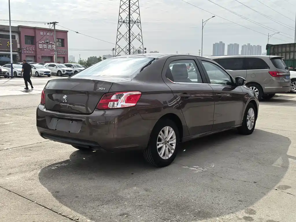Peugeot 301 — миниатюра 4