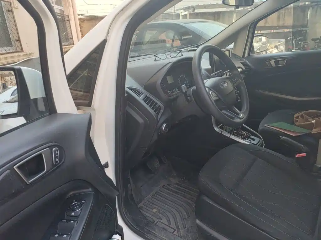 Ford Ecosport — миниатюра 12