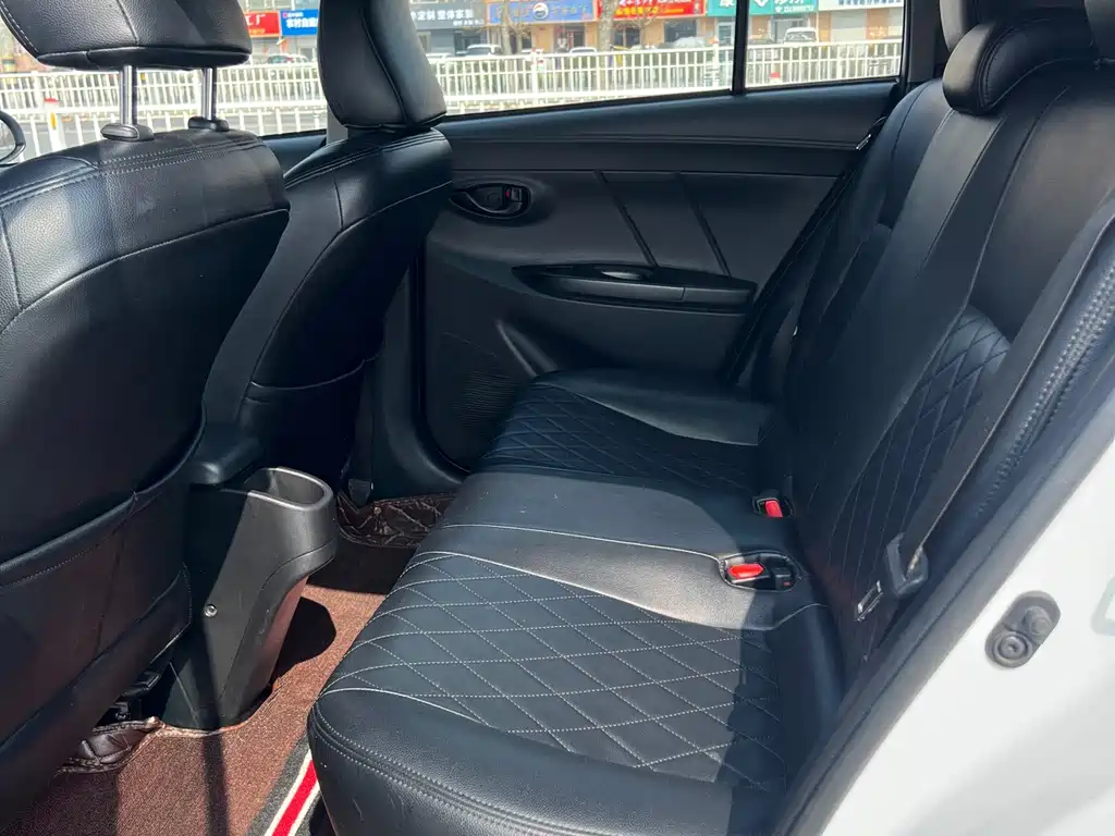 TOYOTA YARIS L ZHIXUAN