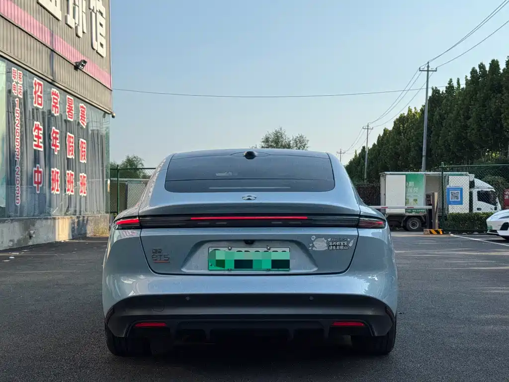 NIO ET5 — миниатюра 5