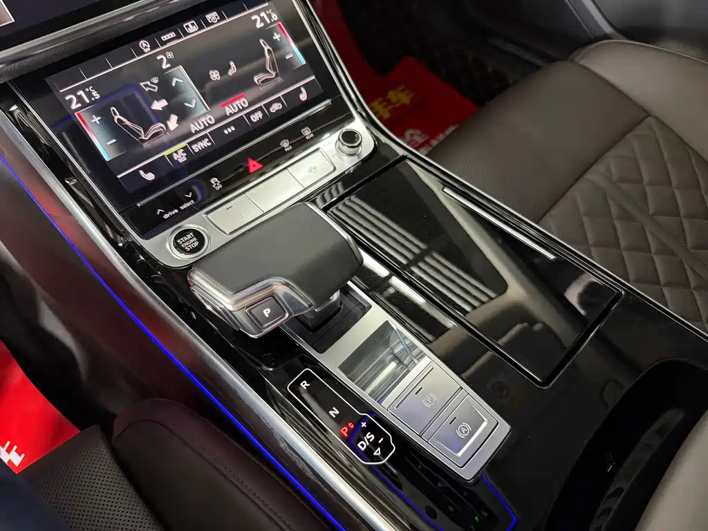 Audi A8 — миниатюра 15