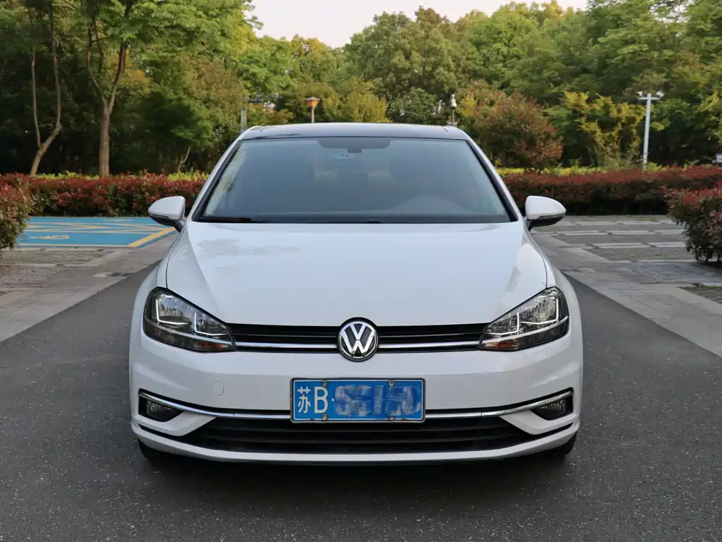 Volkswagen Golf 2020
