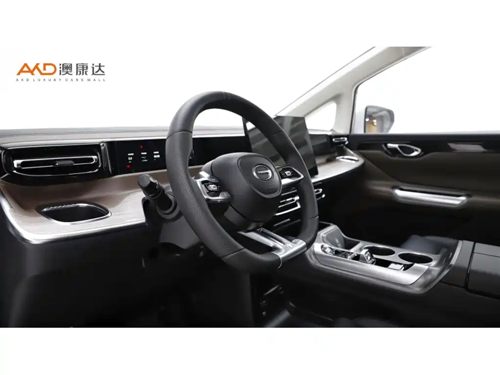 GAC TRUMPCHI E8
