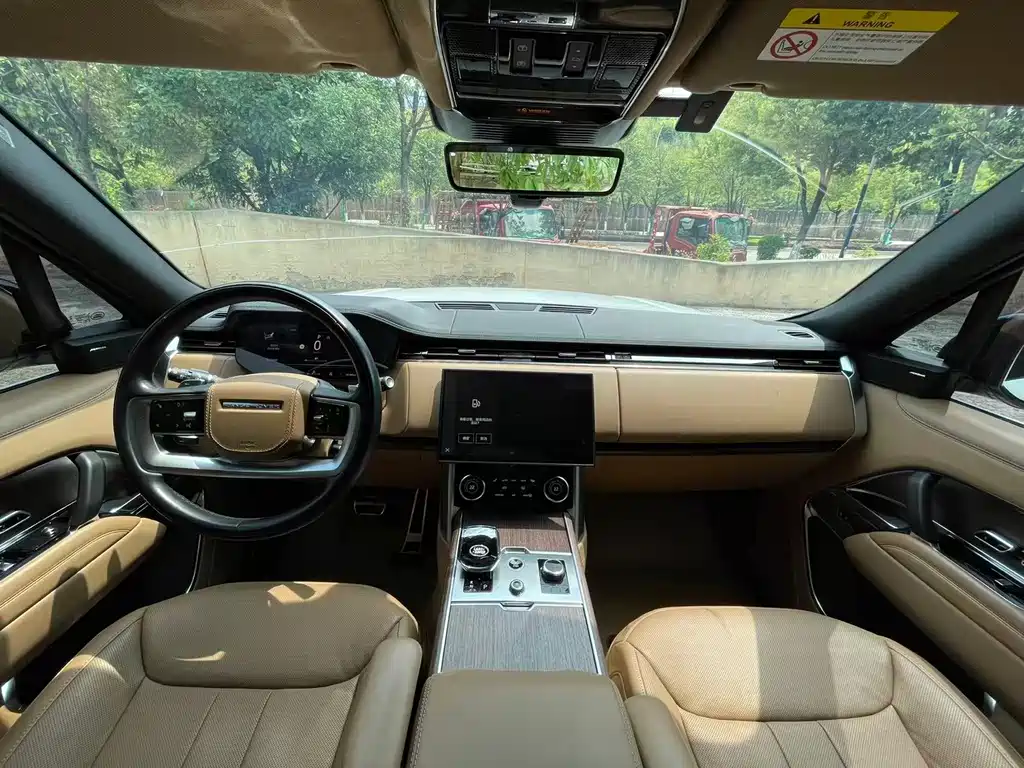 Land Rover Range Rover — миниатюра 9