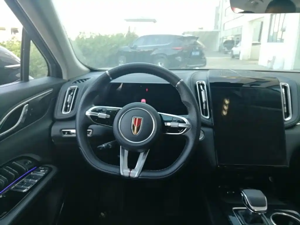 Hongqi Hongqi HS3 PHEV — миниатюра 15