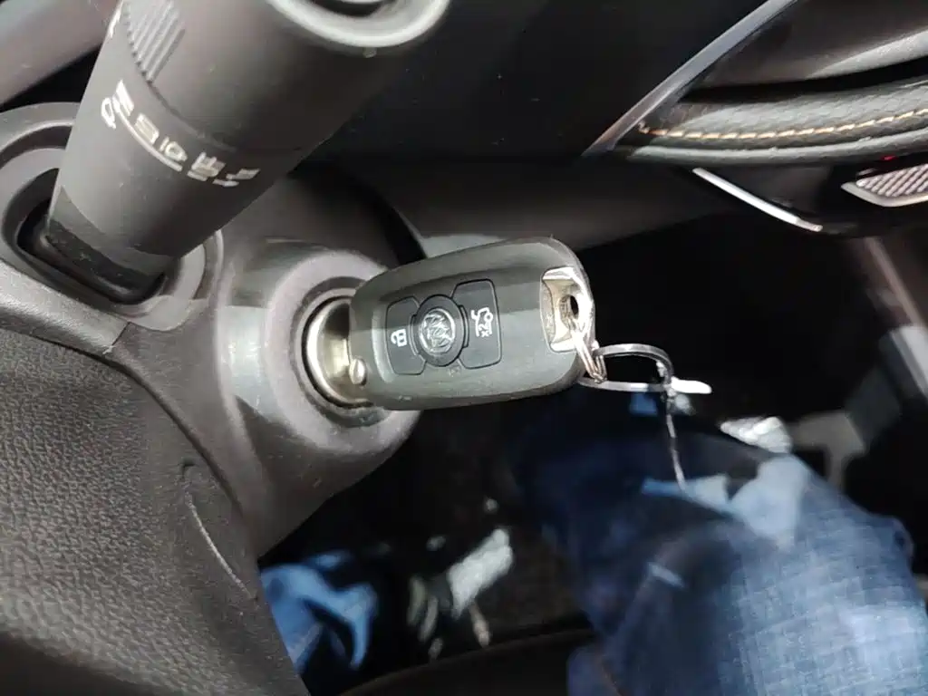 Buick Verano — миниатюра 9