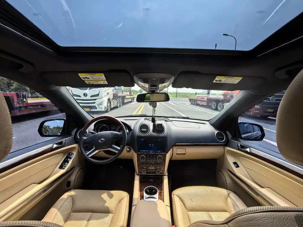 Mercedes-Benz GL 2010 GL 550 4MATIC