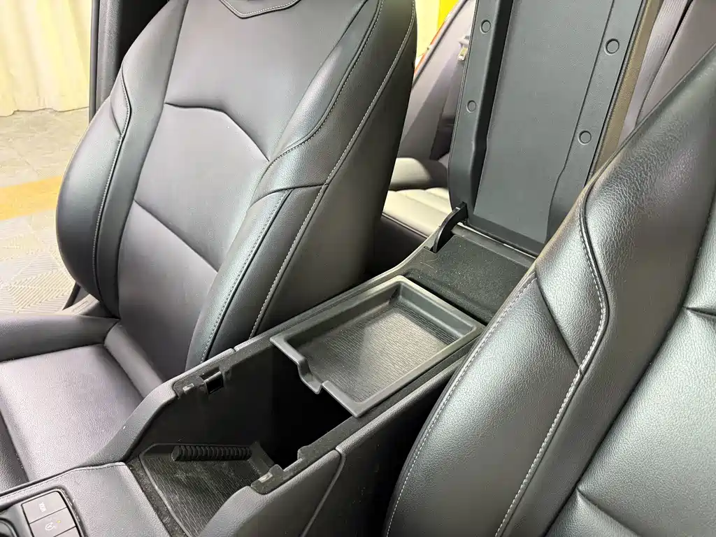 Cadillac XT4 — миниатюра 27