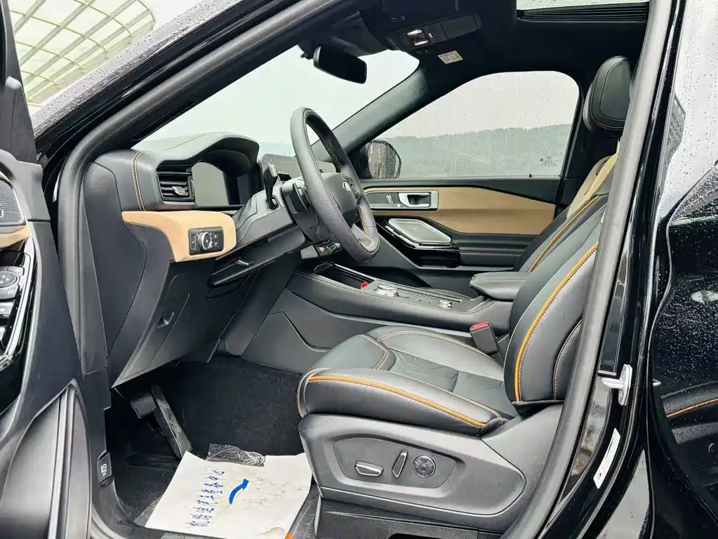Ford Explorer — миниатюра 13
