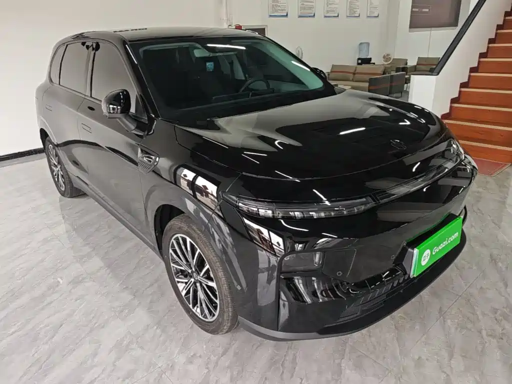Leapmotor Leapmotor B10 — миниатюра 4