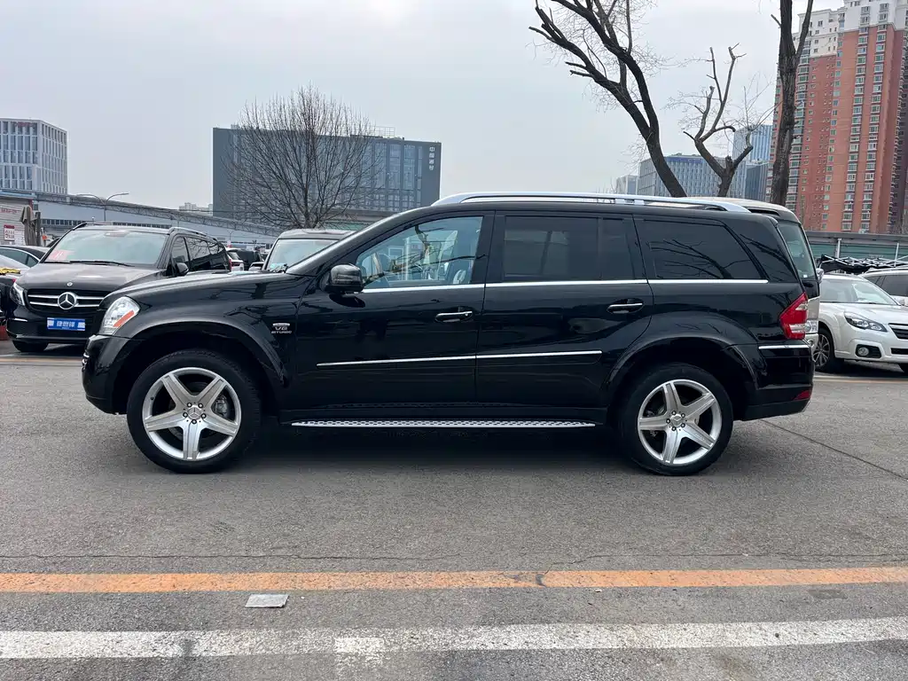 Mercedes-Benz GL 2010 GL 550 4MATIC