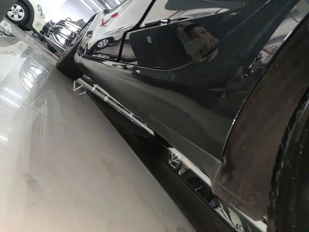 Tesla Model 3 — миниатюра 22
