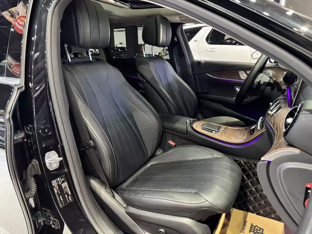 Mercedes-Benz E-Class — миниатюра 15