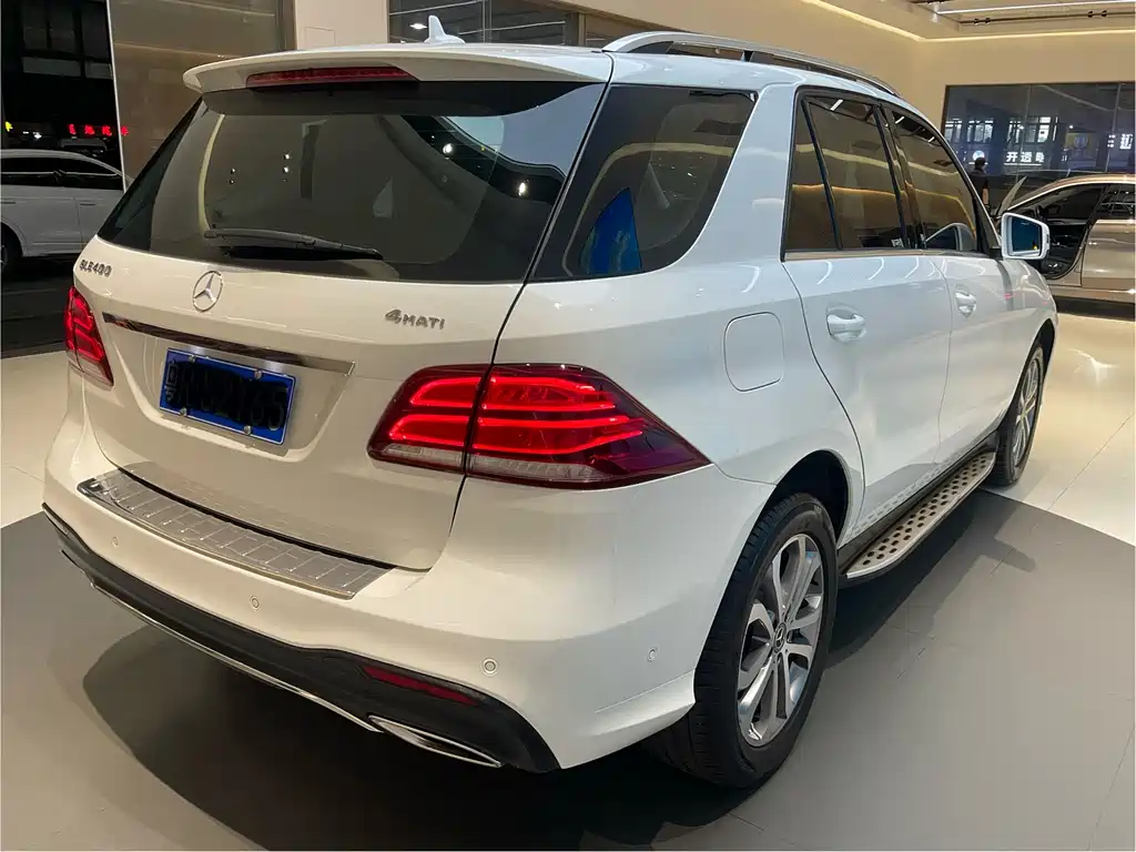 Mercedes-Benz GLE (Import) — миниатюра 5