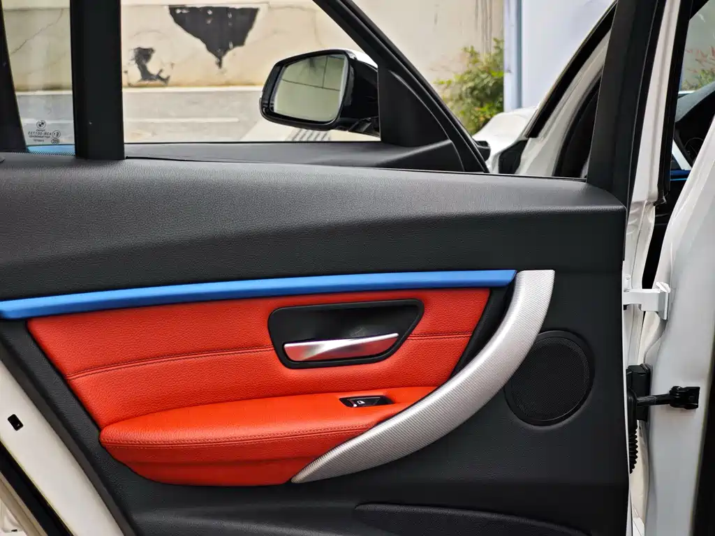 BMW 3 Series — миниатюра 18