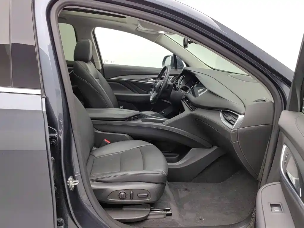 Buick Enclave — миниатюра 23