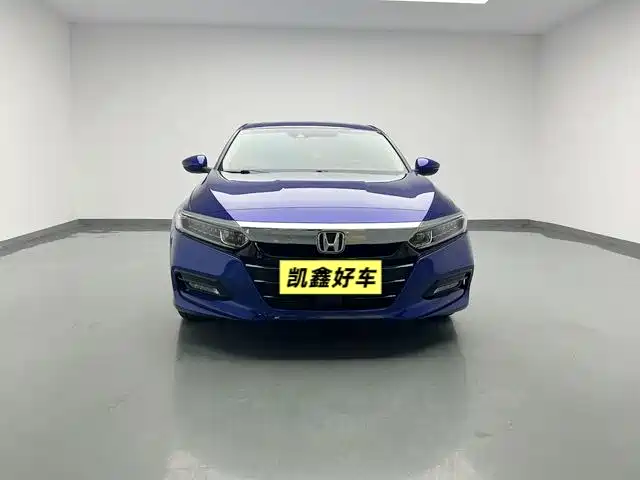 Honda Accord 2018 260TURBO Luxury V