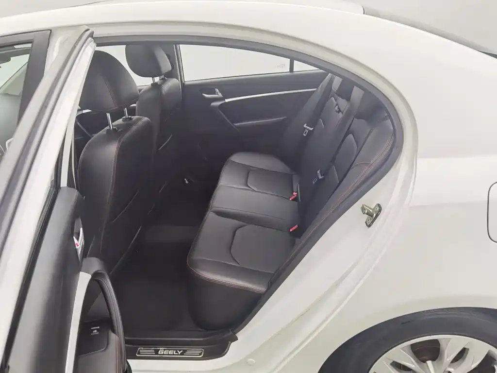Geely Emgrand — миниатюра 15