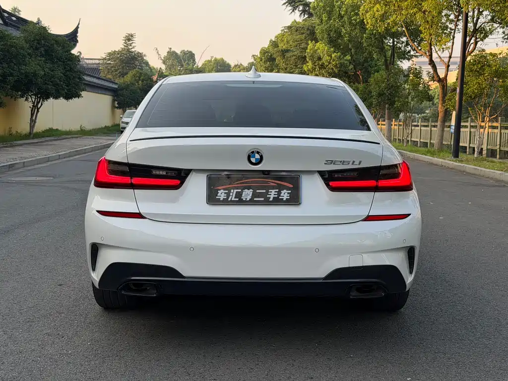 BMW 3 Series — миниатюра 6