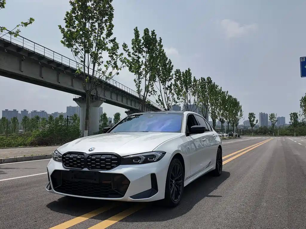 BMW 3 Series 2024