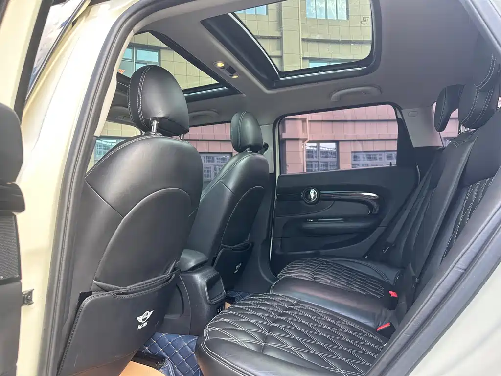 MINI Mini Clubman — миниатюра 9