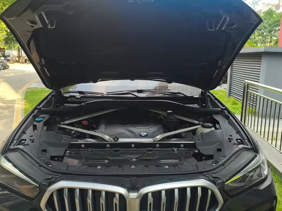 BMW X6 — миниатюра 10