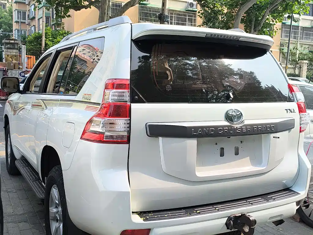 Toyota Land Cruiser Prado 2016 2.7L