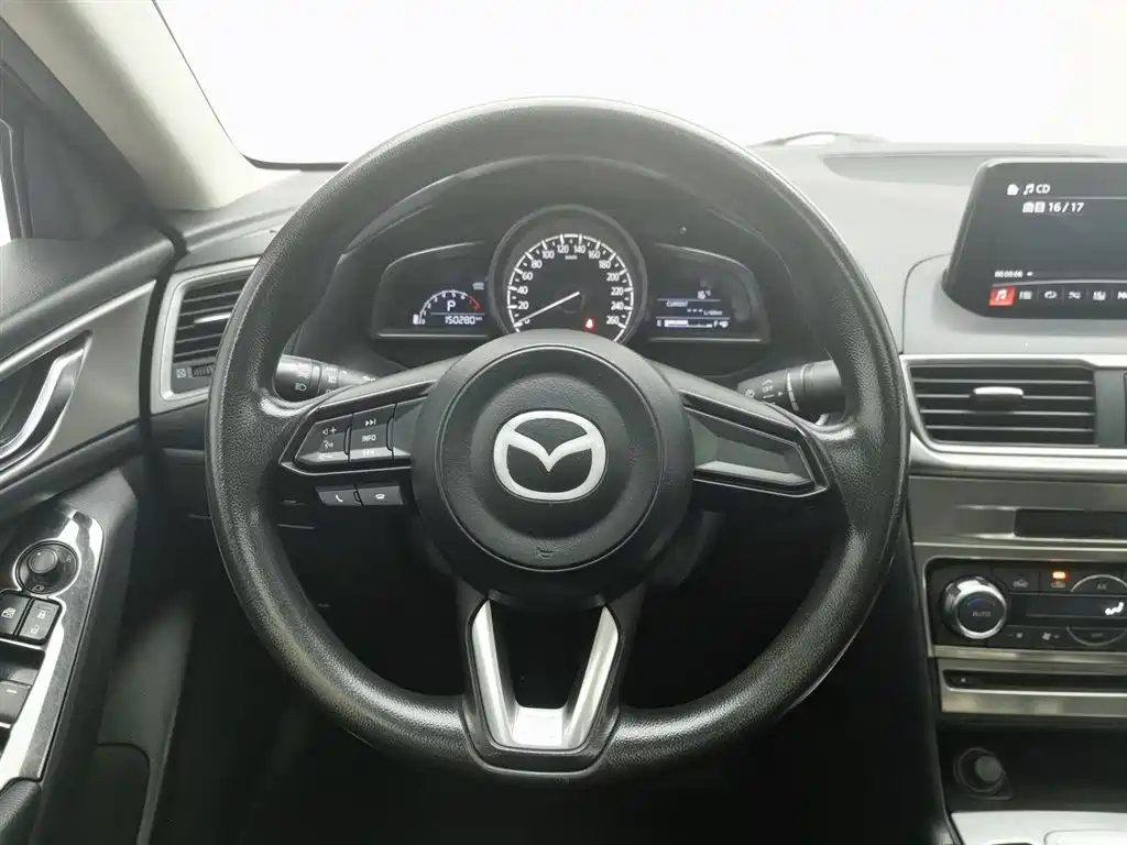 MAZDA 3 ANGKESAILA