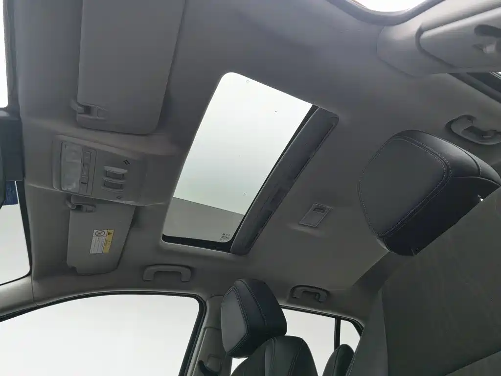 Chevrolet Trax — миниатюра 14